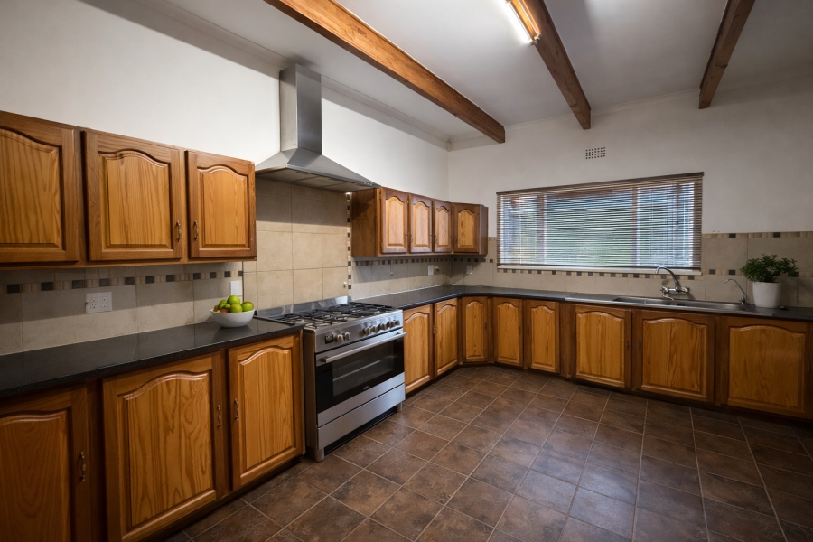 4 Bedroom Property for Sale in Protea Park North West